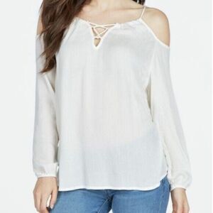 Just Fab Open Shoulder Top Size M Off White